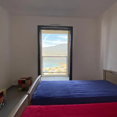 Confort Pieds Dans L'eau Apartmán